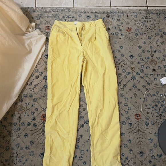 High rise Aritzia yellow corduroy pants! - Picture 3 of 4